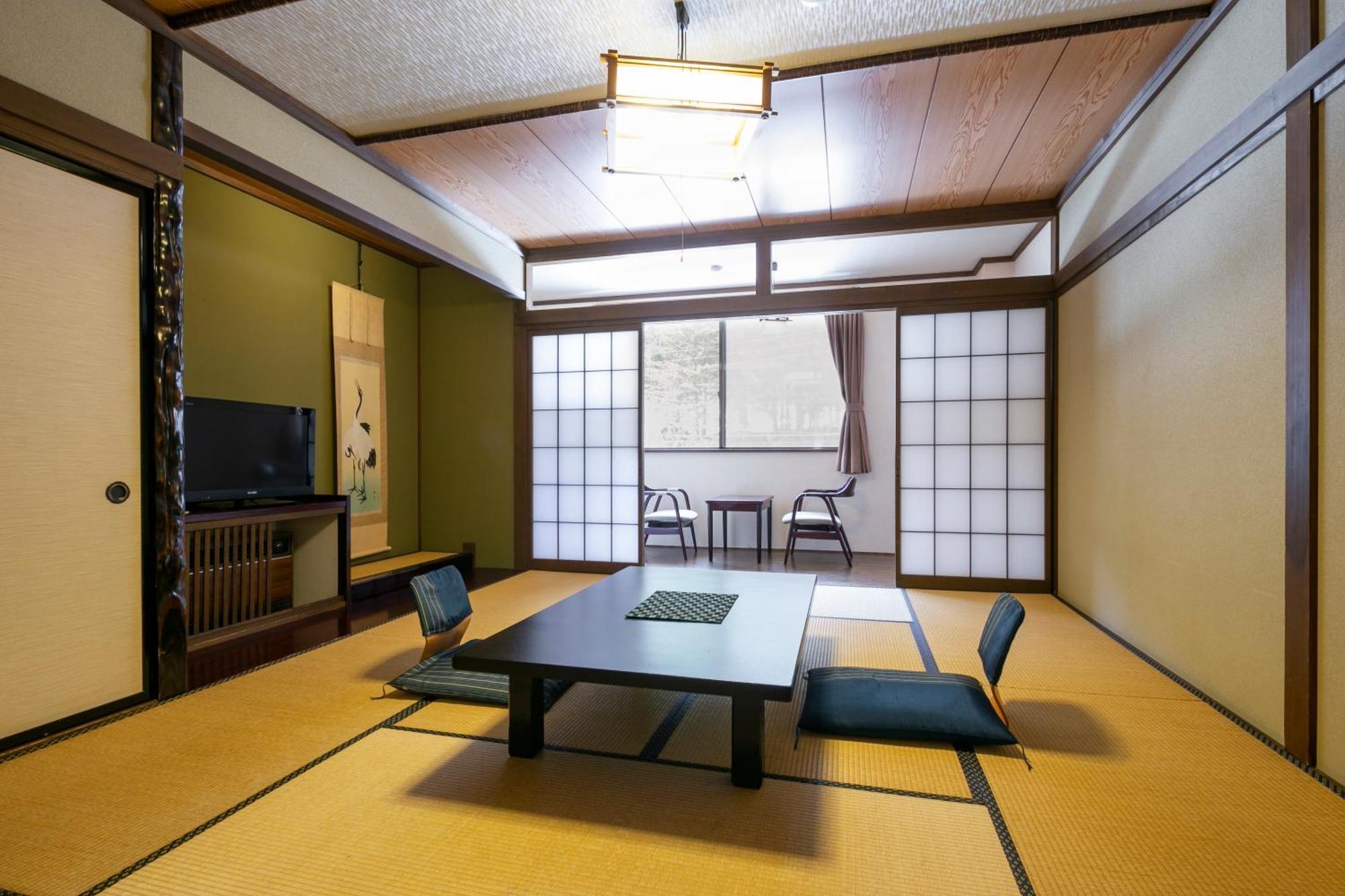 Onyado Hisui Hotel Takayama  Bagian luar foto